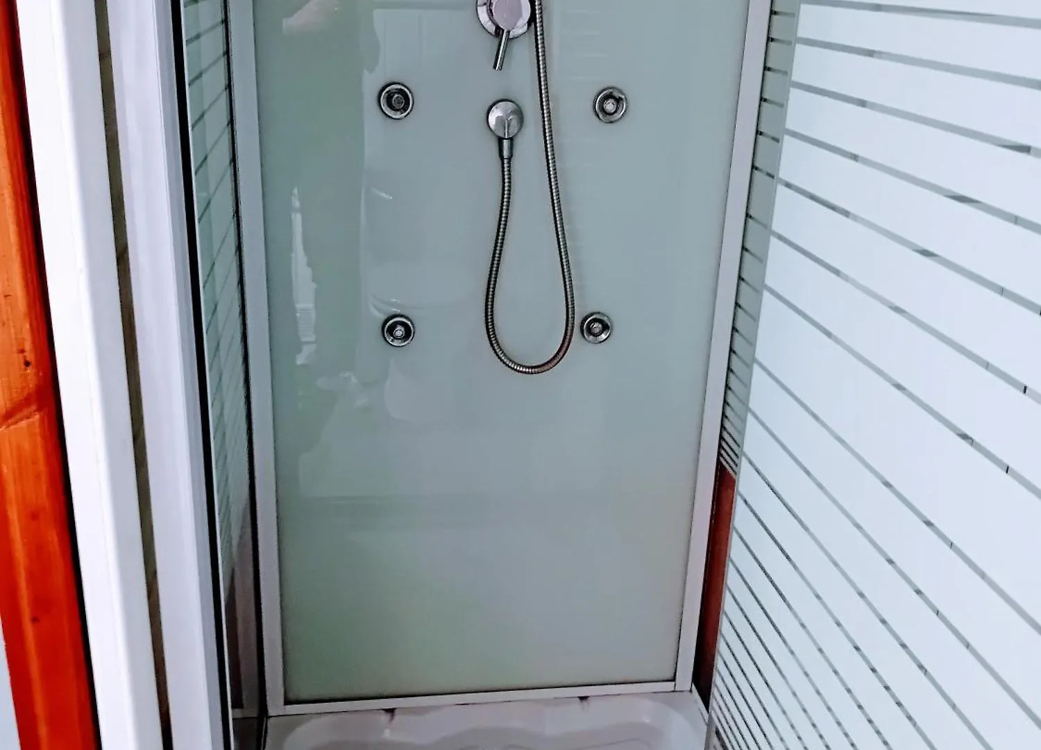 Chalet Dans Camping A Camon 0*, Camon (Languedoc-Roussillon) France